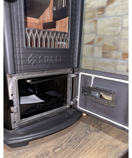 Піч-камін Duval EM-5114 BL (Black Edition) - фото №3, у вікні